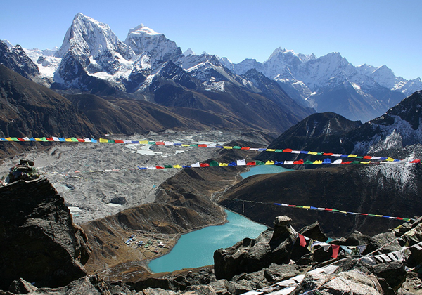 Everest Gokyo Lakes Trek